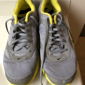 Women’s Nike shoes